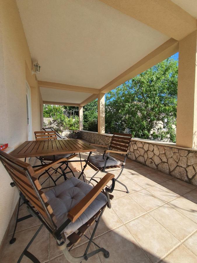 Nonna Vittoria 1 Mali Losinj Bagian luar foto