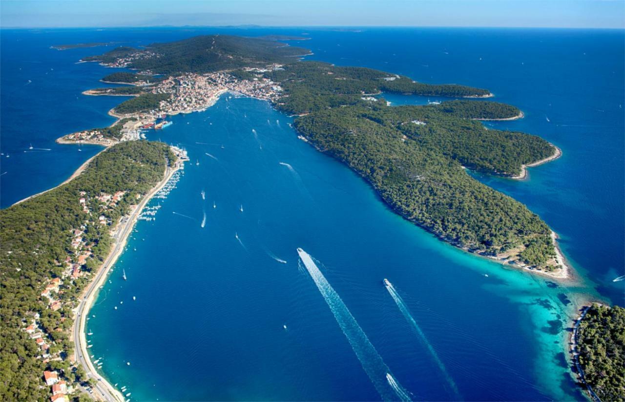 Nonna Vittoria 1 Mali Losinj Bagian luar foto